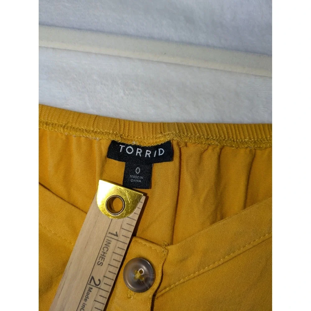 Torrid Cami Tank Top Womens 0 Mustard Yellow Button Front Babydoll Flared Straps